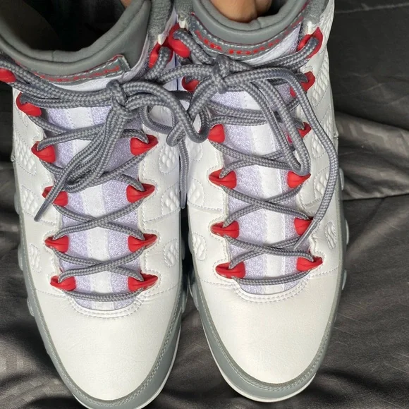 Jordan 9 men’s shoes - Picture 5 of 9